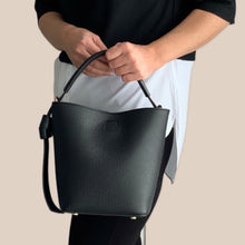 Cargar imagen en el visor de la galería, Bolso STEFANIA Nero