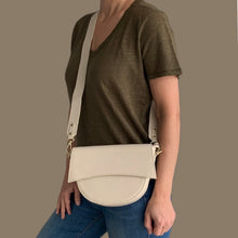 Cargar imagen en el visor de la galería, Bolso SIMONETTA pequeño Panna